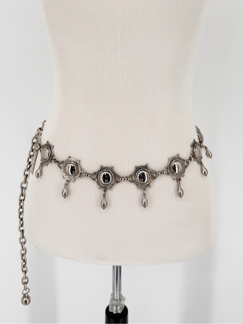 Vintage Metal Chain Boho Dangle Belt Medallion New York Studio - Picture 11 of 11
